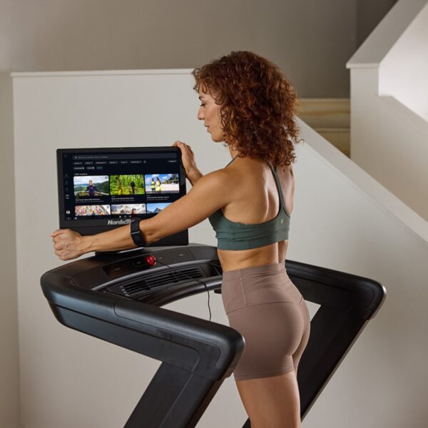 NordicTrack Commercial 1750 - Image 11